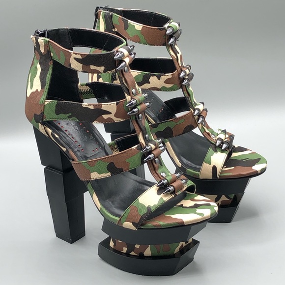 Pink Palms Camouflage Spike Buckle Ankle Wrap Block Rivets Wedge Sandals Size 7 - Picture 6 of 16